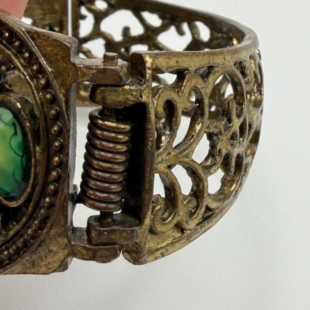 Vintage Style Owl Slave Bracelet Hand Flower Ring Set Green Blue Rhinestone Cuff